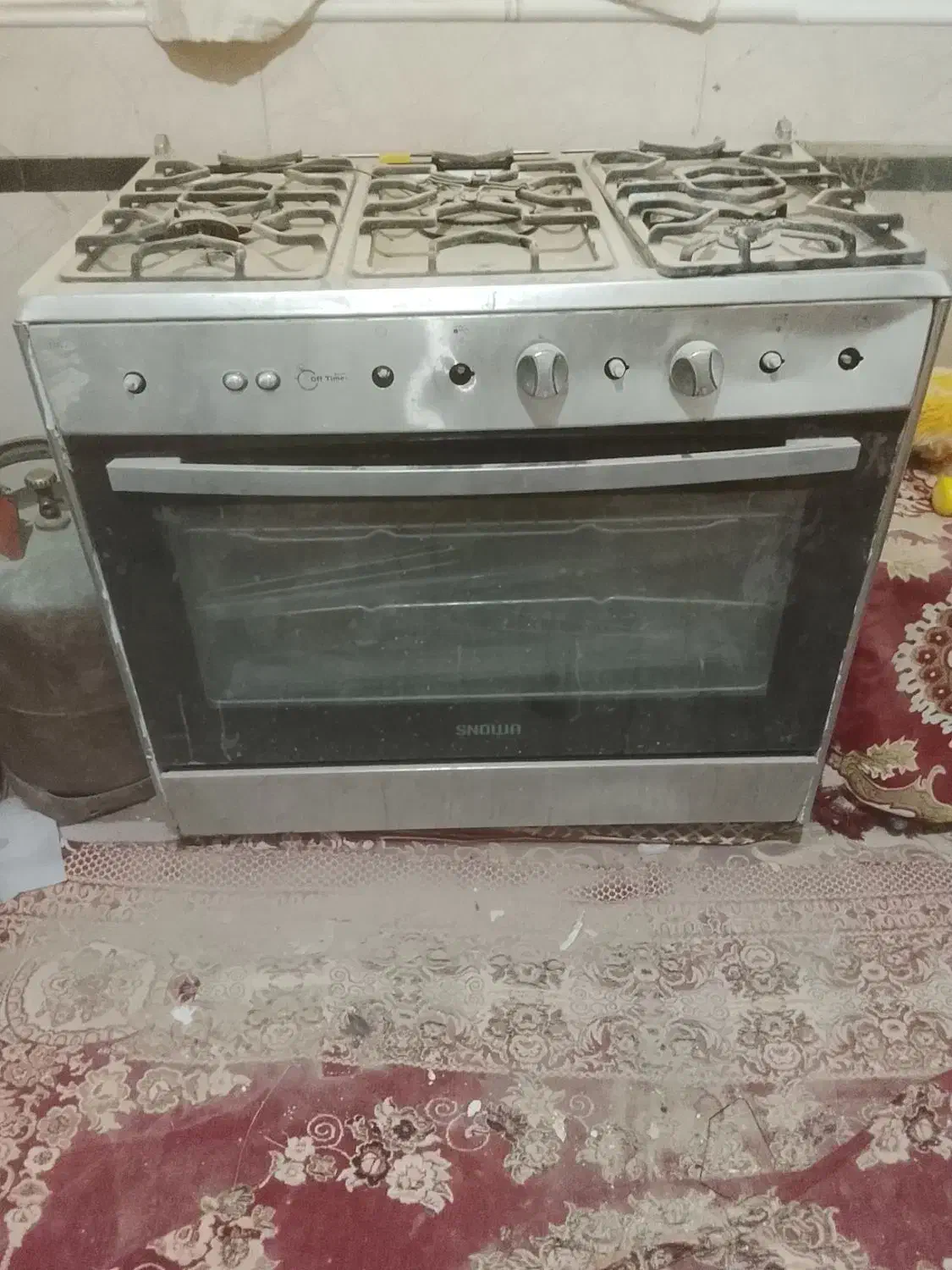 گاز .مبل.تلوزیون|مبلمان خانگی و میز عسلی|زابل, |دیوار