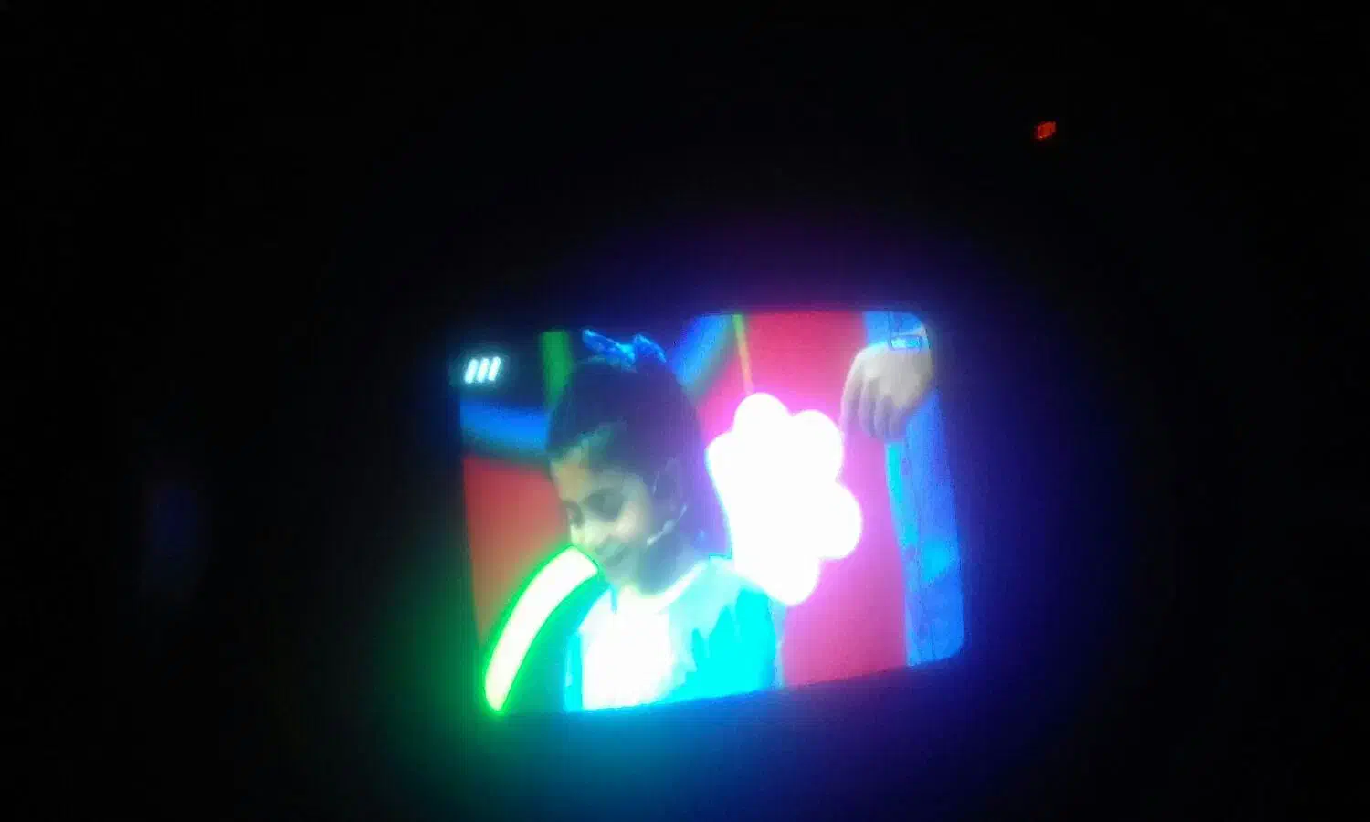 تلپزیون ۱۴قدیمی رنگیsUPRA|تلویزیون و پروژکتور|نیشابور, شهرک رضوی|دیوار