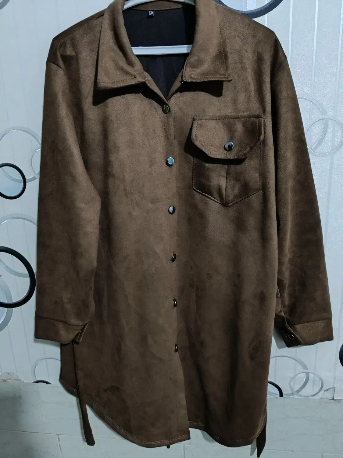 مانتو|لباس|اصفهان, هفتون|دیوار