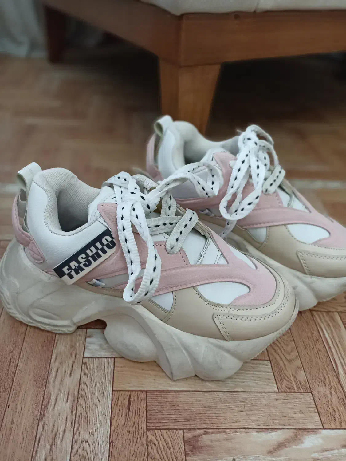 کتونی|کیف، کفش، کمربند|محمدشهر, شهرک پیام (مهرالبرز)|دیوار