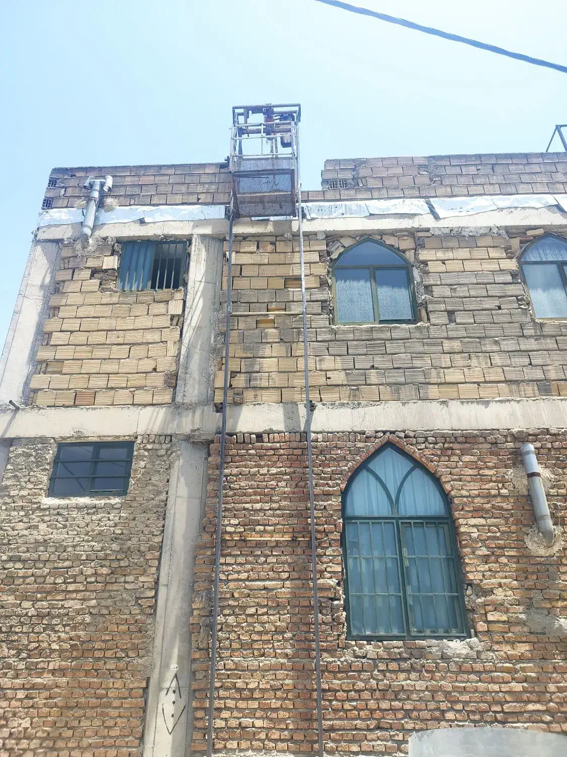 جوشکاری.برقکاری.لیفتراک .رفعنشتی.پله حفاظ نرده|خدمات پیشه و مهارت|شاهرود, |دیوار