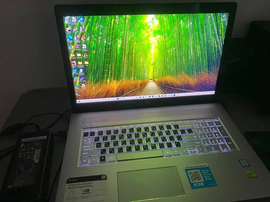 لبتاپ hp17اینچی خاص لمسی|رایانه همراه|مشهد, توس (بلوار توس)|دیوار