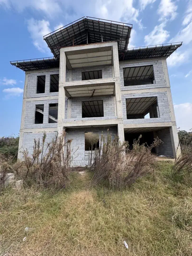 فروش ویلا نیمه کاره در کتالم|فروش خانه و ویلا|کتالم و سادات شهر, |دیوار