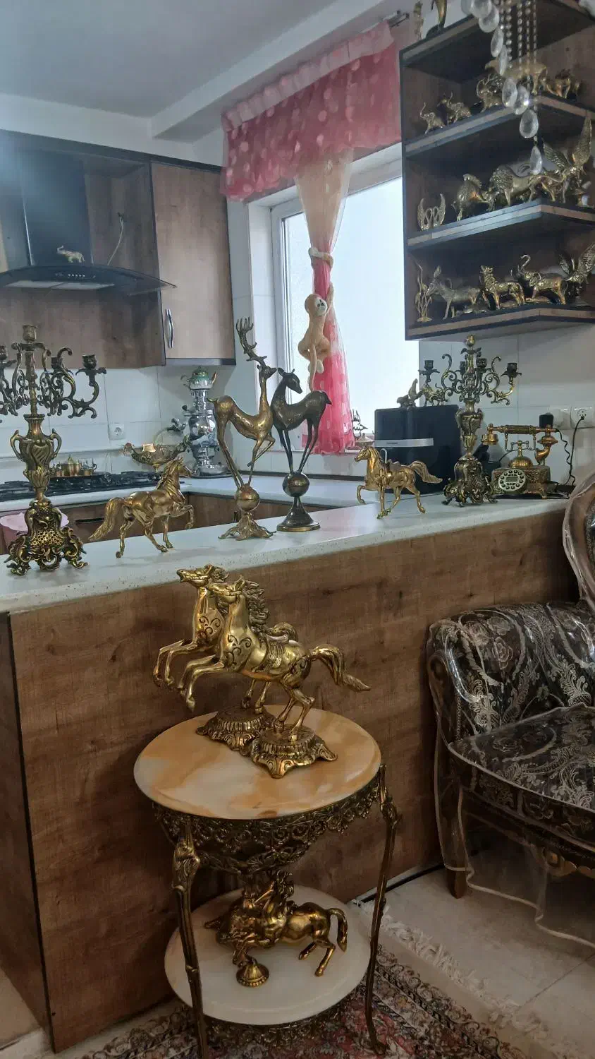 وسایل برنز برنجی  شیک سیقلی باارزش دکوری اصل|صنایع دستی و سایر لوازم تزئینی|قم, پردیسان|دیوار