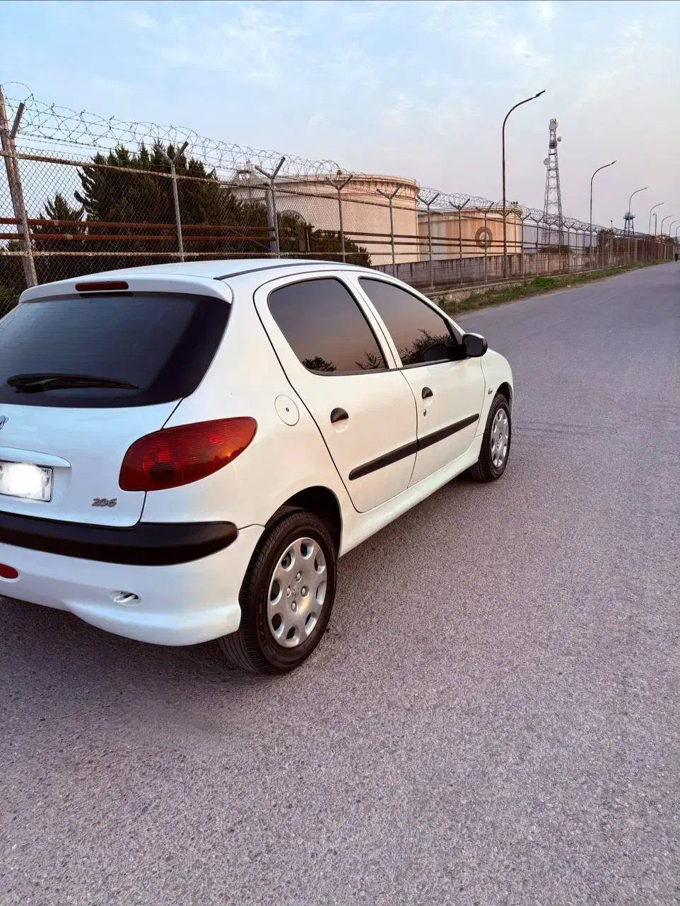 پژو ۲۰۶ مدل ۹۷ تیپ ۵|خودرو سواری و وانت|ساری, |دیوار