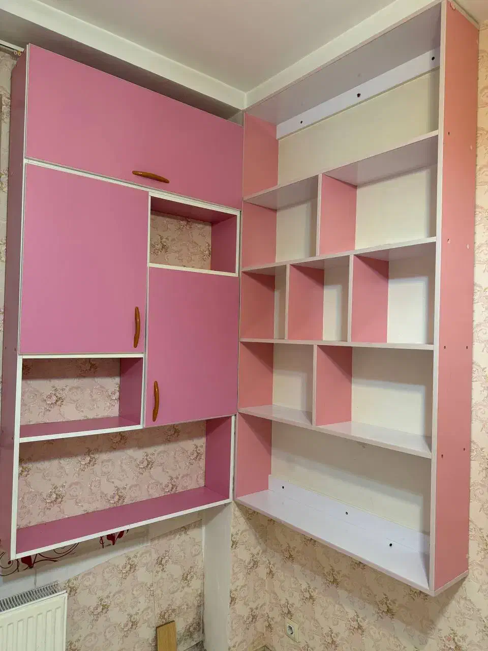 قفسه کتابخانه میزتحریر|کتابخانه، شلف، قفسههای دیواری|اردبیل, |دیوار