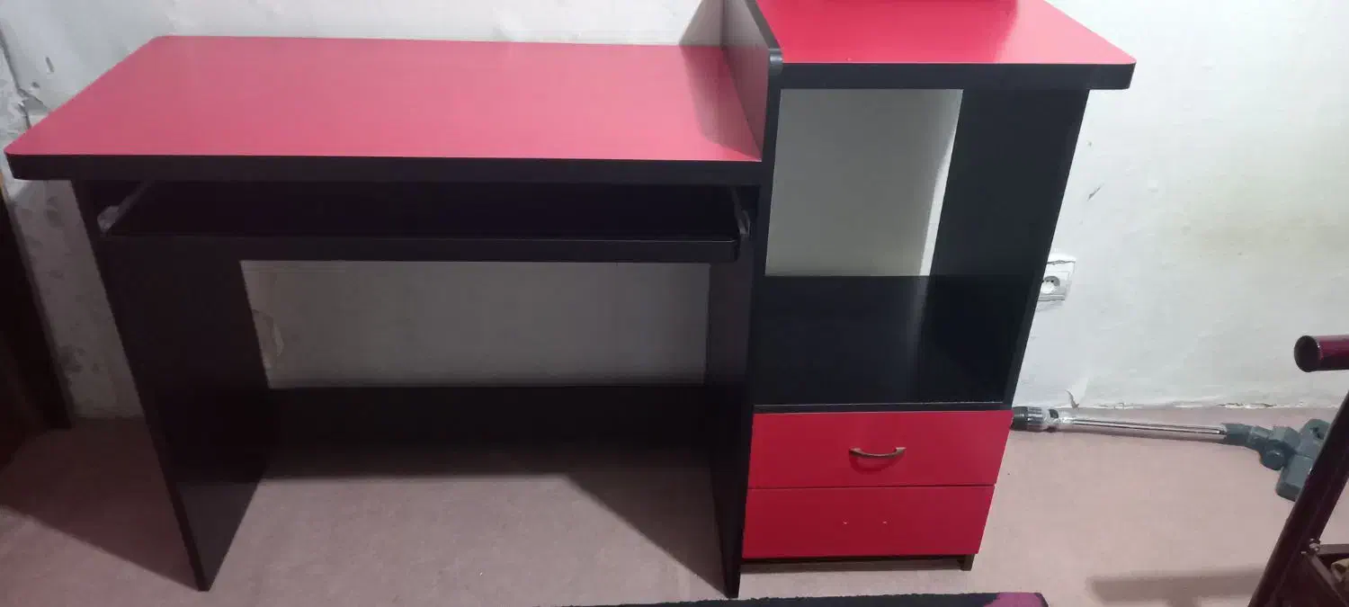 میز کامپیوتر|میز تحریر و کامپیوتر|کرج, شهرک نهال و بذر|دیوار