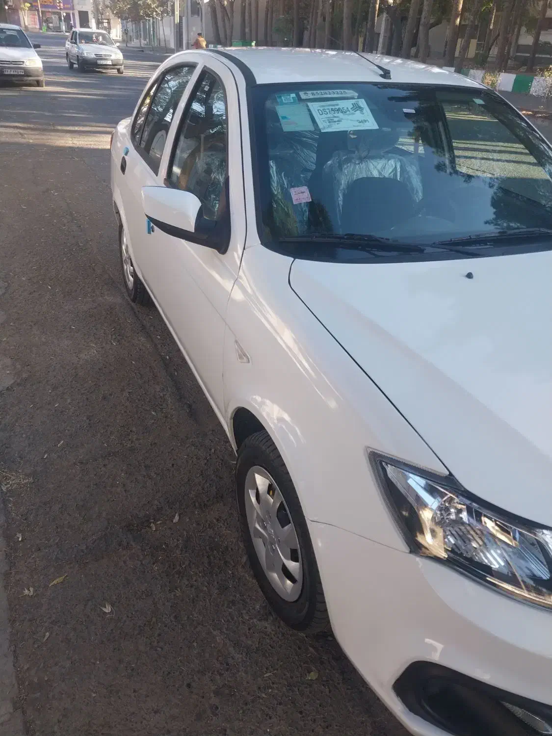 ساینا ۱۴۰۴ بدون نقطه مشابه صفر|خودرو سواری و وانت|سبزوار, پاسداران|دیوار