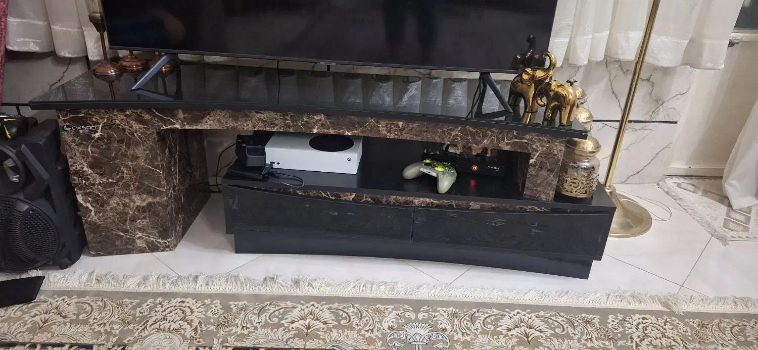 میزتلوبزیون|میز تلویزیون|نیشابور, هفده شهریور|دیوار