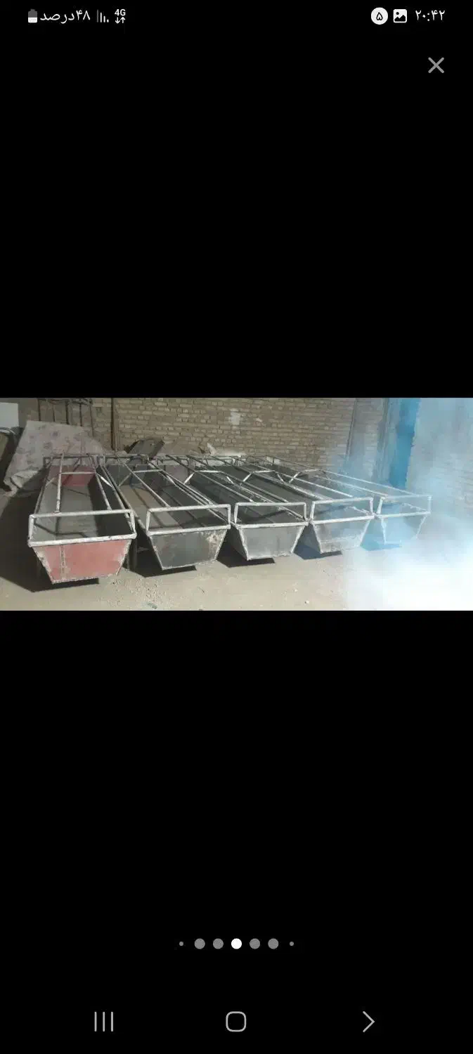 آخور وآبخوری گوسفند و گاو|حیوانات مزرعه|بهار, |دیوار