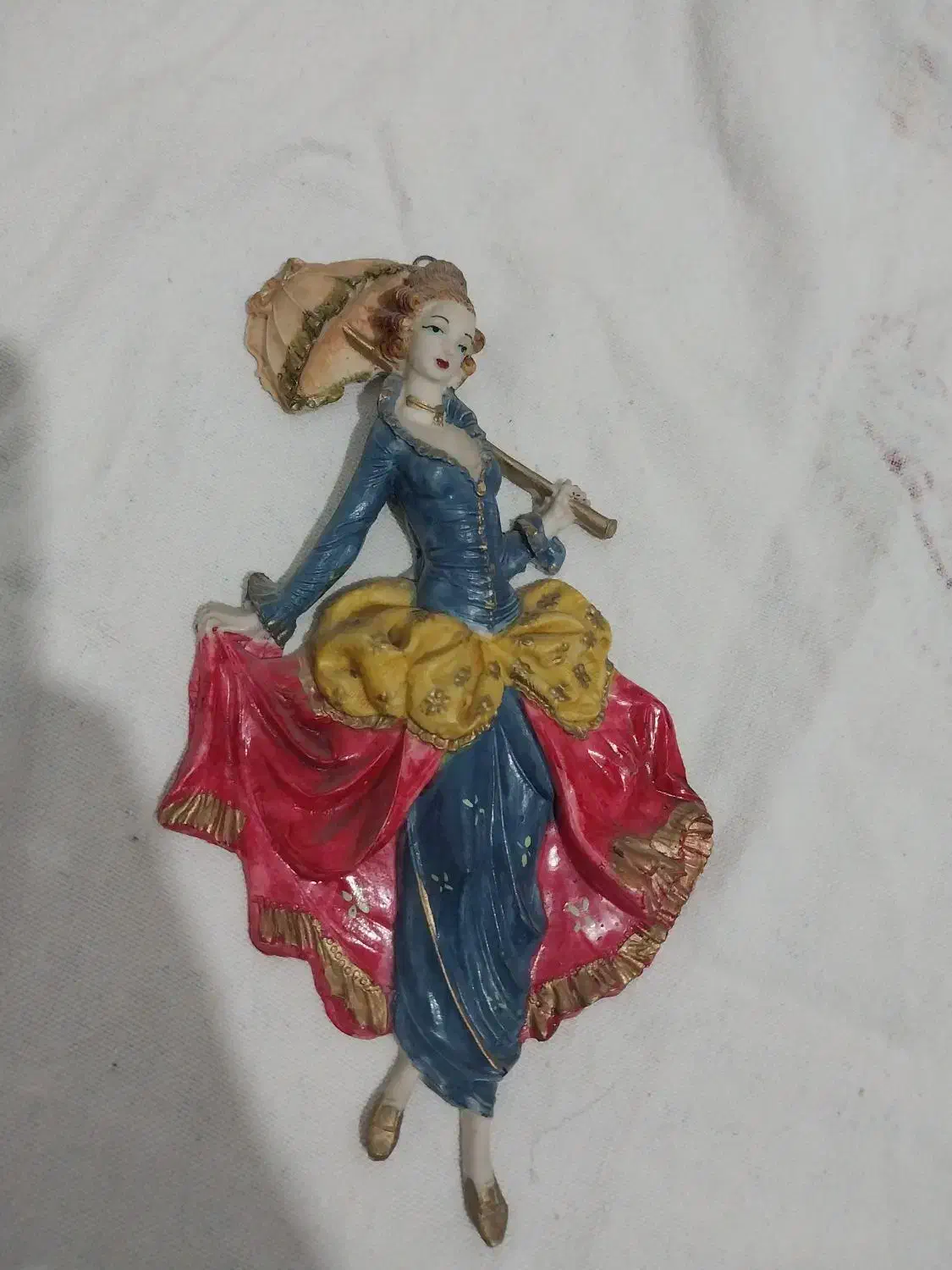 مجسمه مینیاتوری قدیمی|کلکسیون اشیاء عتیقه|کرج, شهرک فهمیده|دیوار