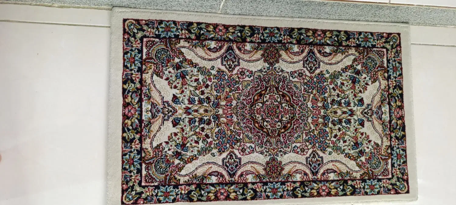 پادری|پادری|گلستان (تهران), |دیوار