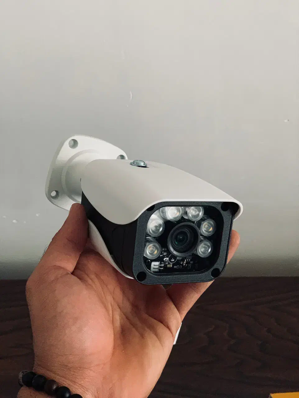 دوربین 2مگ و 5مگ دید در شب رنگی|دوربین مداربسته|رشت, گلسار|دیوار