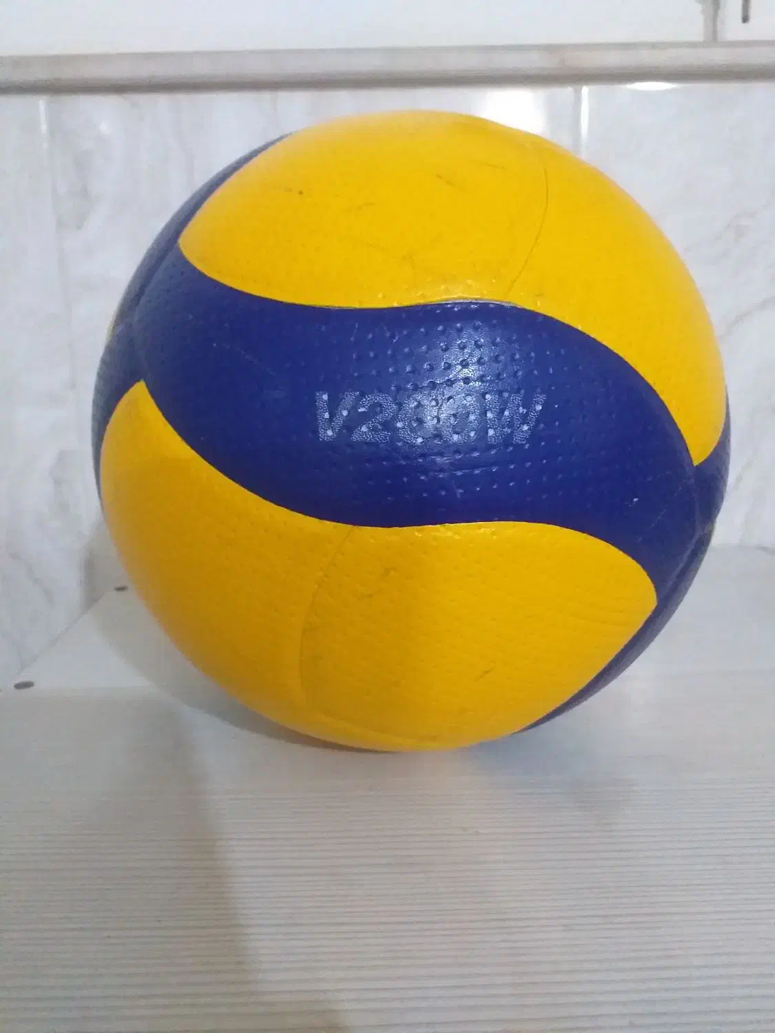 توپ والیال میکاسا V200W اصل|ورزشهای توپی|نیشابور, خیام|دیوار