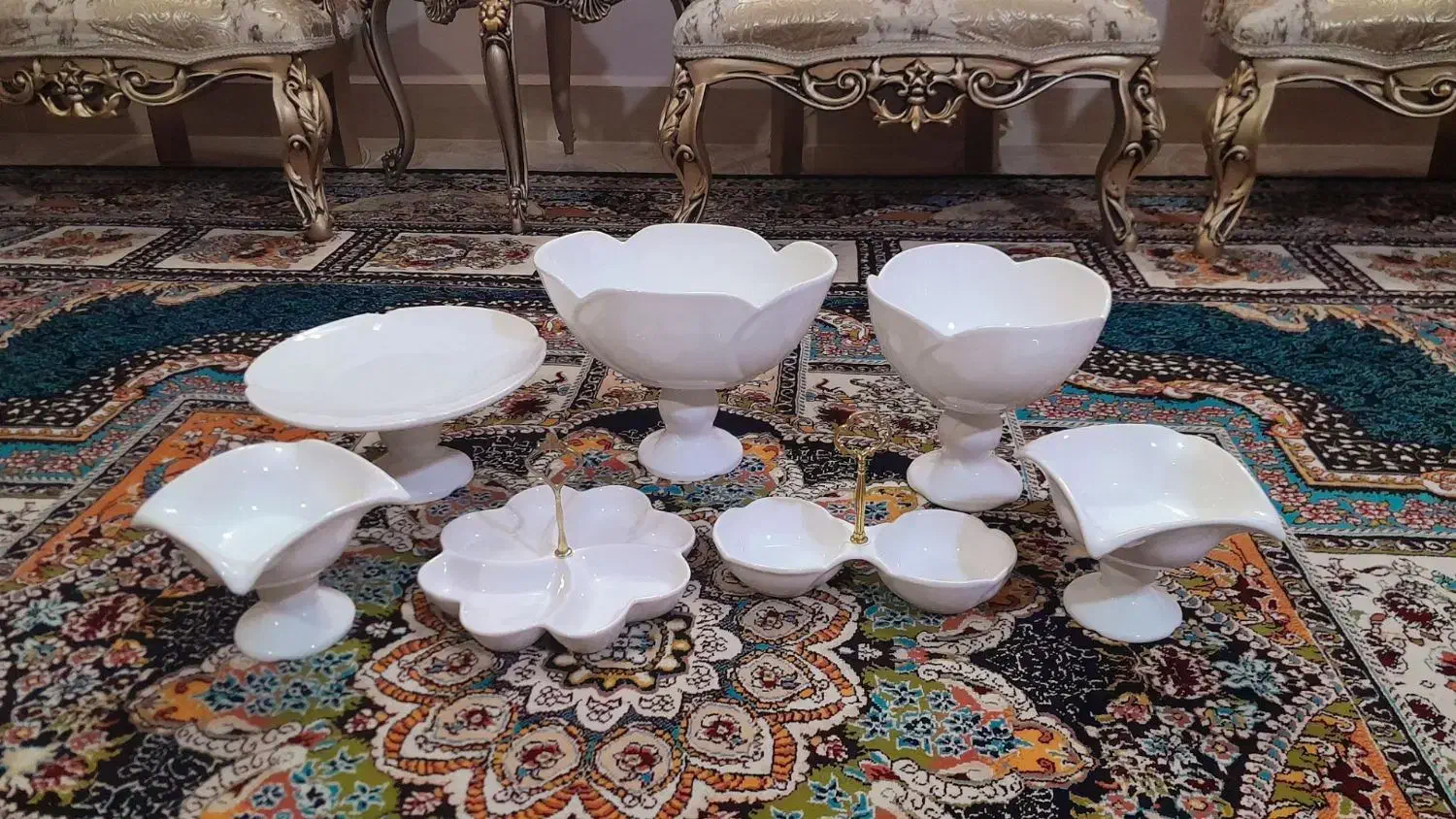 سرویس پذیرایی در حد نو|ظروف سرو و پذیرایی|اردبیل, |دیوار