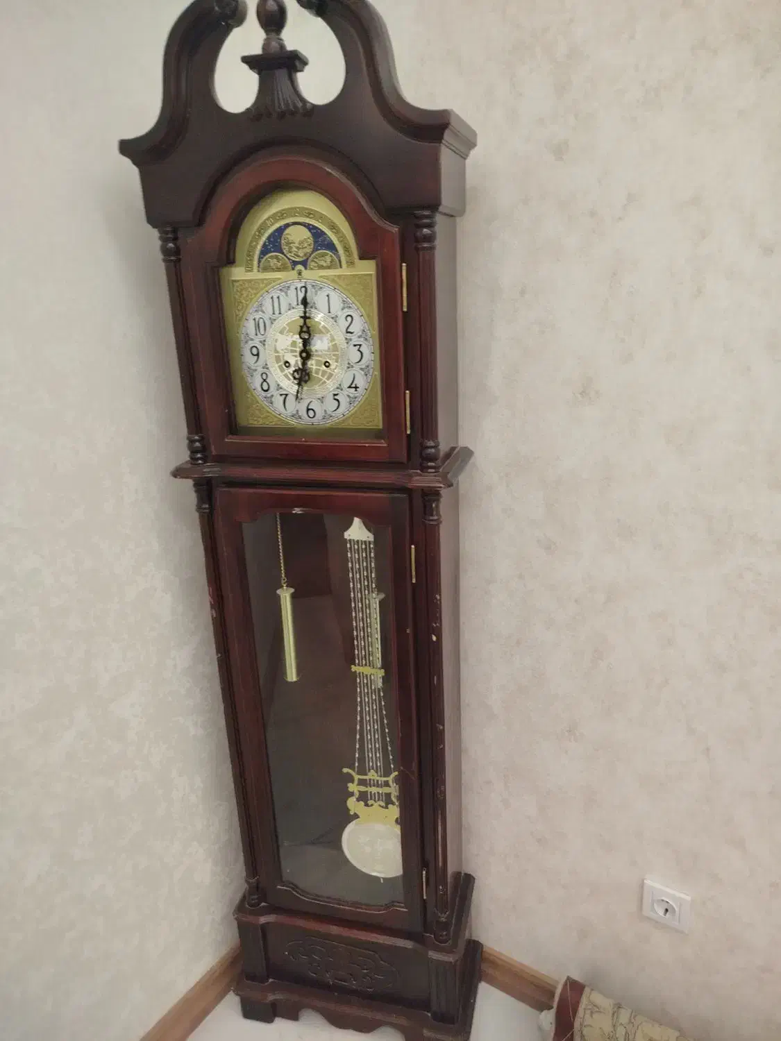 ساعت ایستاده کلاسیک|ساعت دیواری و تزئینی|شیراز, چوگیاه‎|دیوار