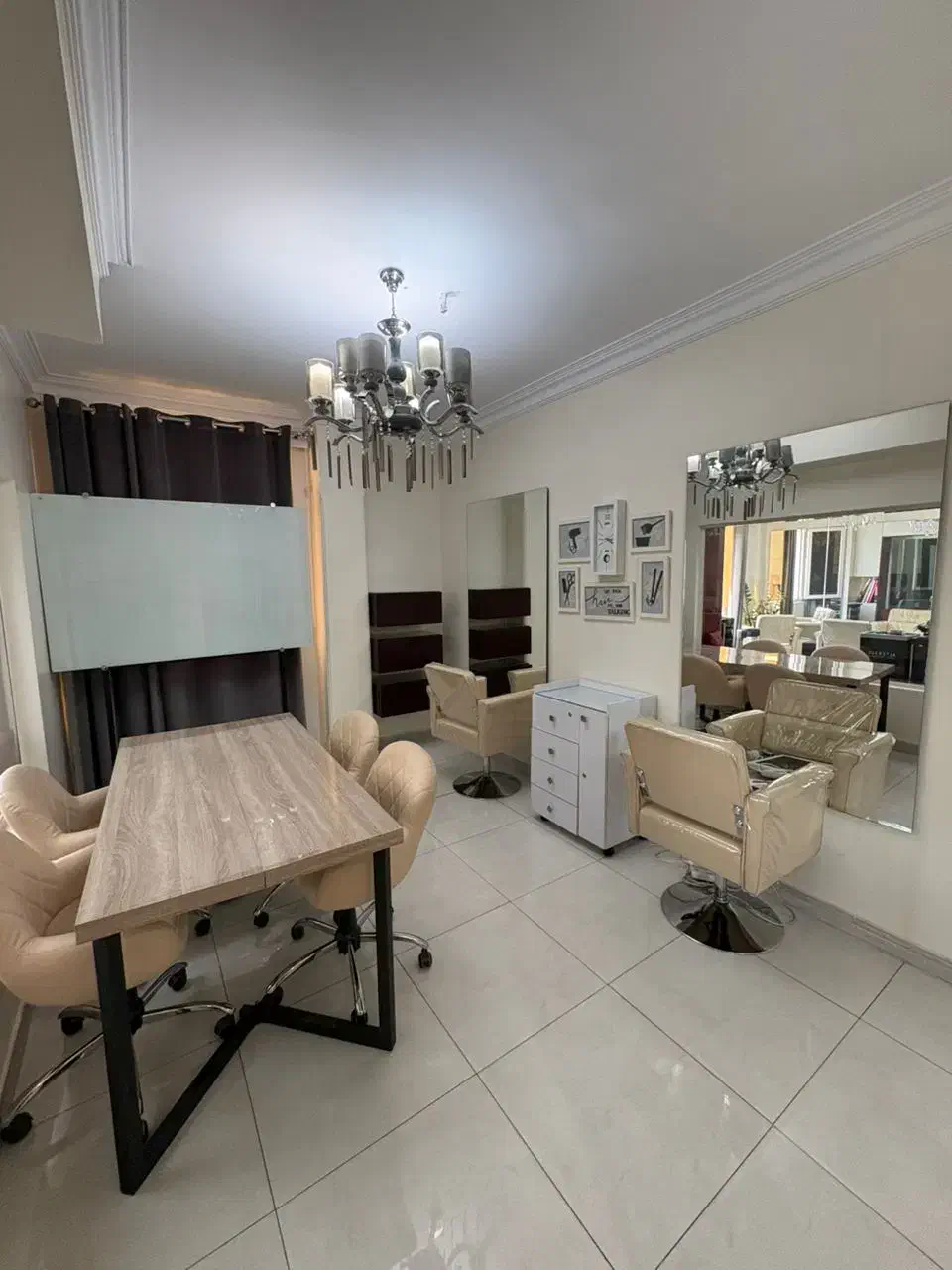 اجاره روزانه اتاق جهت خدمات و آموزش ۹ متری در جردن|اجارهٔ کوتاهمدت دفتر کار و فضای آموزشی|تهران, جردن|دیوار