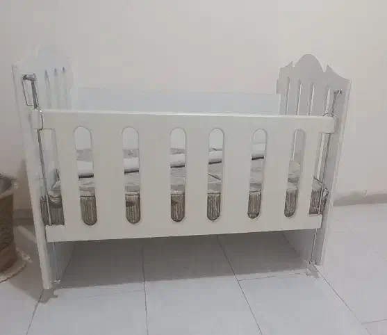 گهواره ام دی اف|تخت و سرویس خواب|یزد, |دیوار