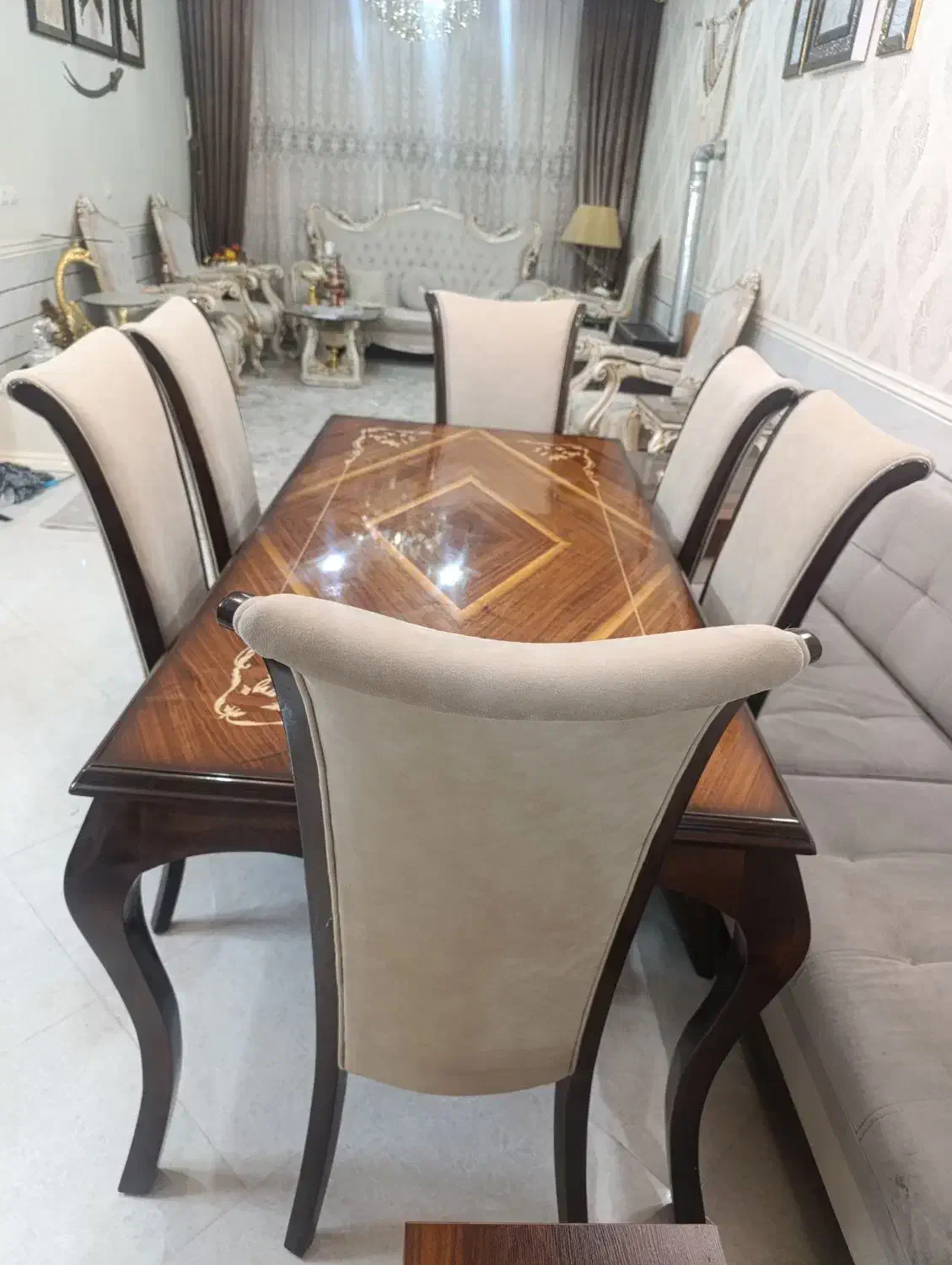 میز غذاخوری|میز و صندلی غذاخوری|ورامین, ورامین|دیوار