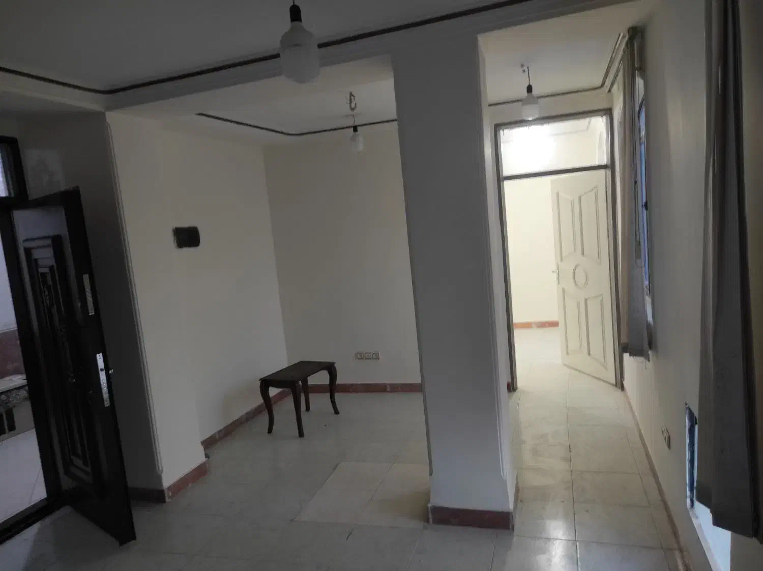 اجاره واحد اداری چهار راه مرادی پلاک یک|اجارهٔ دفتر کار، اتاق اداری، مطب|بندرعباس, |دیوار