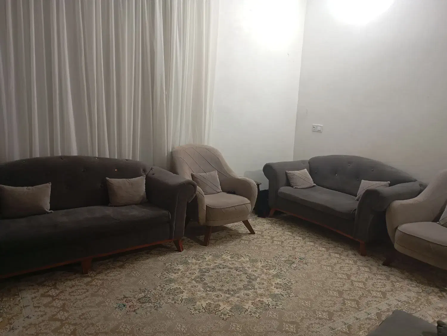 مبل راحتی 7 نفره|مبلمان خانگی و میز عسلی|تربت جام, نظامی|دیوار