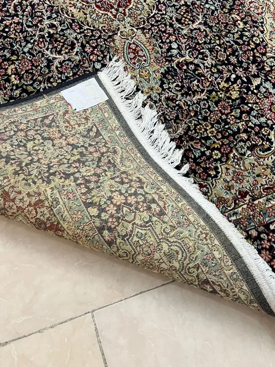 فرش ۴ متری نگین مشهد کاملا سالم و تمیز ۴ تومن|فرش|تهران, آذری|دیوار