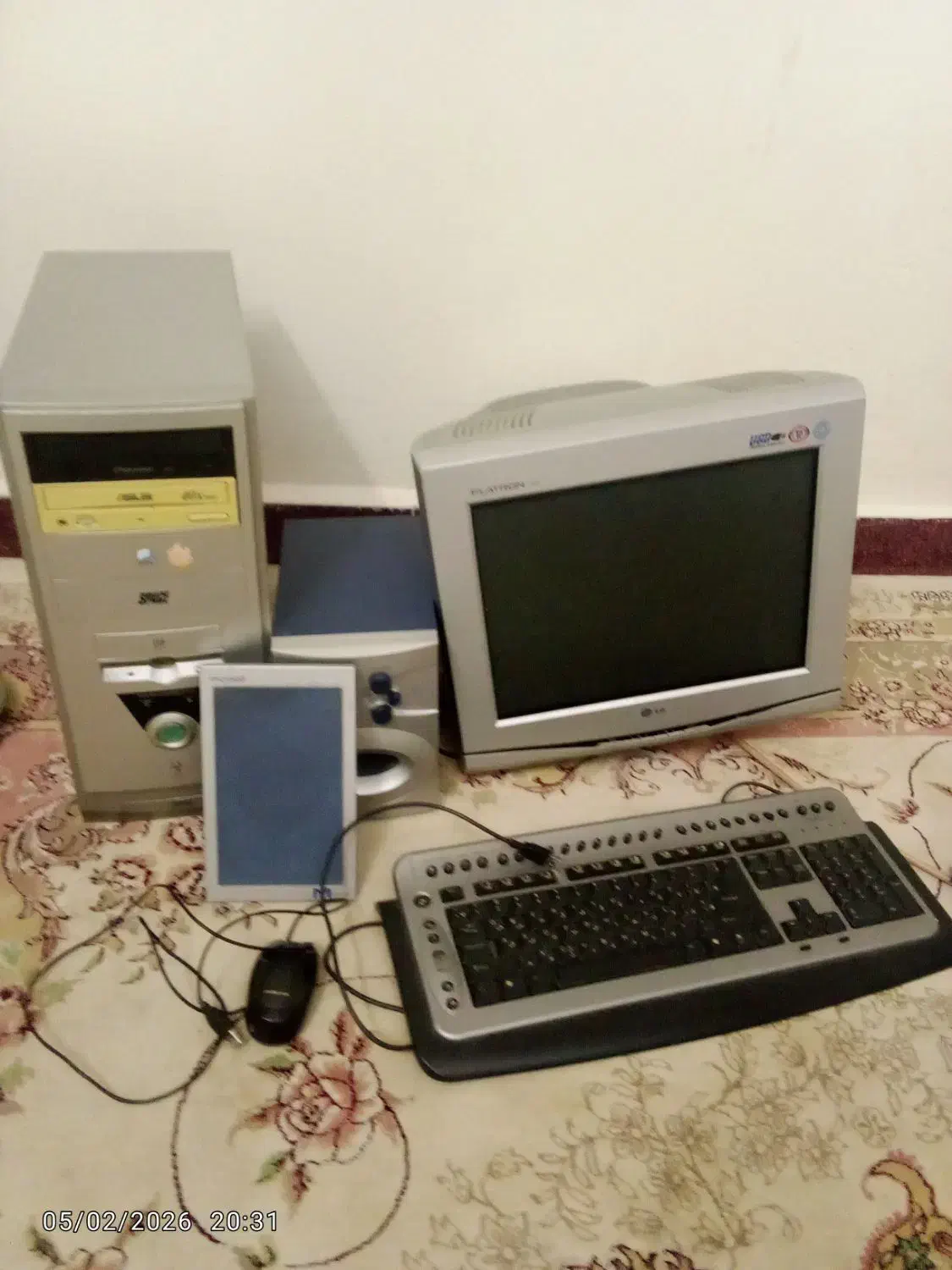 کامپوتر|رایانه رومیزی|مشهد, ادیب نیشابوری (شهرک غرب)|دیوار