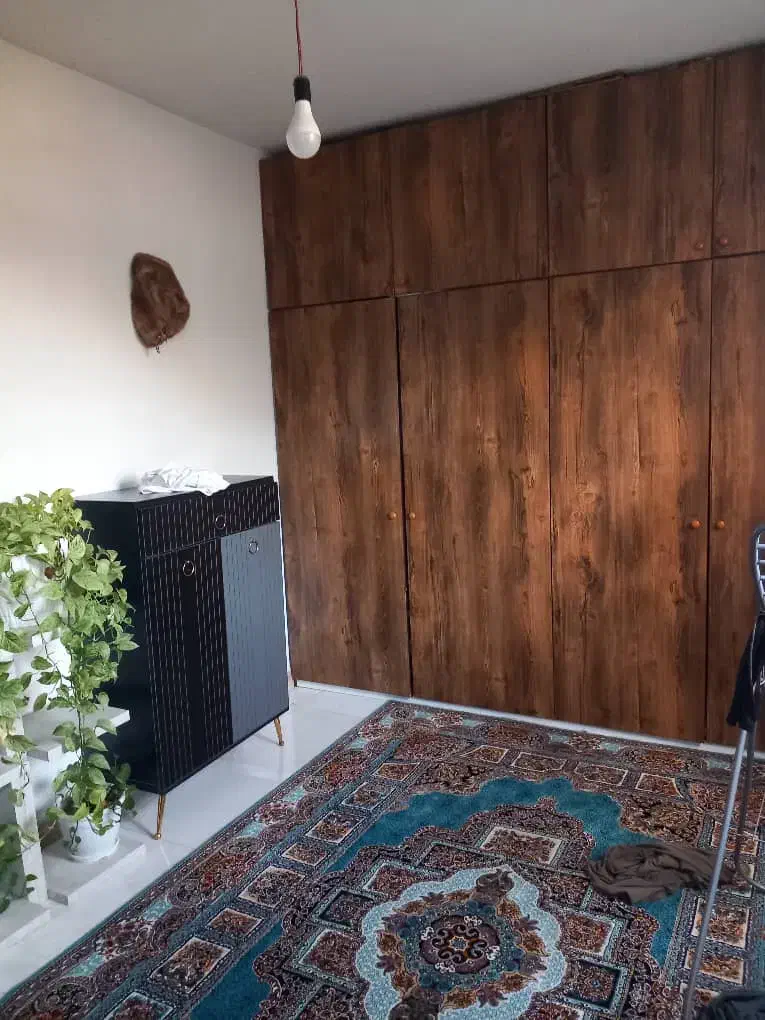 اجاره واحدهمکف کرسی بلند|اجارهٔ آپارتمان|رشت, کوی یخ|دیوار