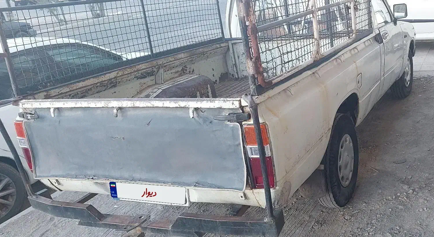 تویوتا هایلوکس ۱۹۸۳ سالم|خودرو سواری و وانت|سیرجان, |دیوار