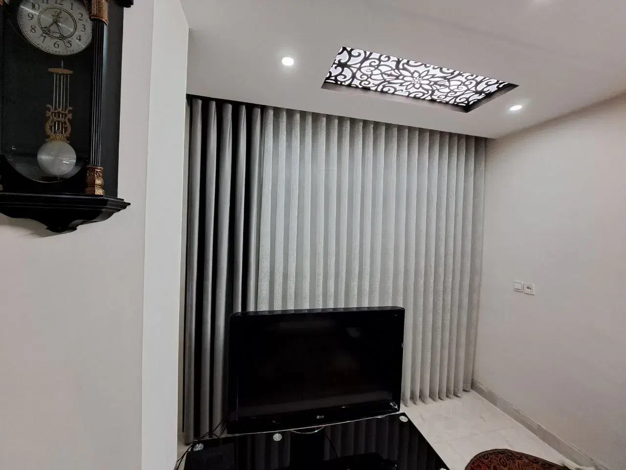 پرده مینیمال وپانچ|پرده، رانر، رومیزی|اصفهان, بهارستان|دیوار