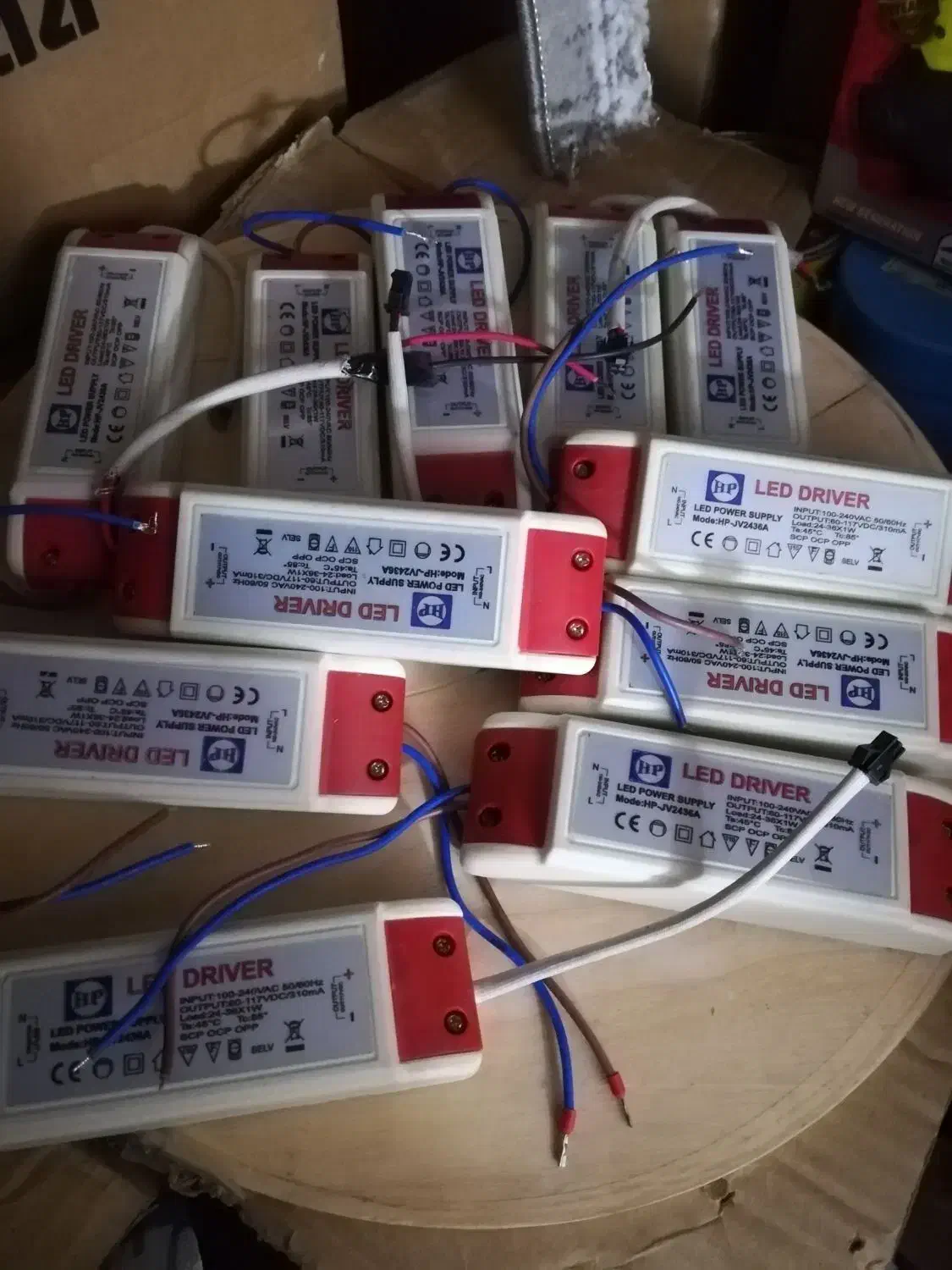 لامپ و ترانس ال ای دی|لامپ و چراغ|مشهد, انقلاب|دیوار