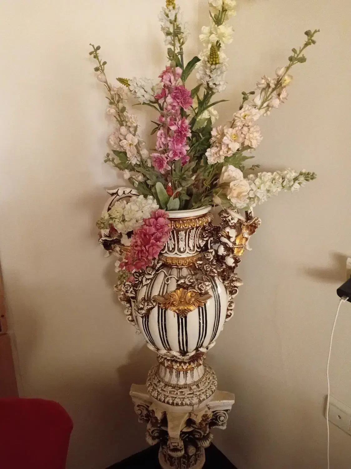 گل و گلدون|گل مصنوعی|کرج, آق تپه|دیوار