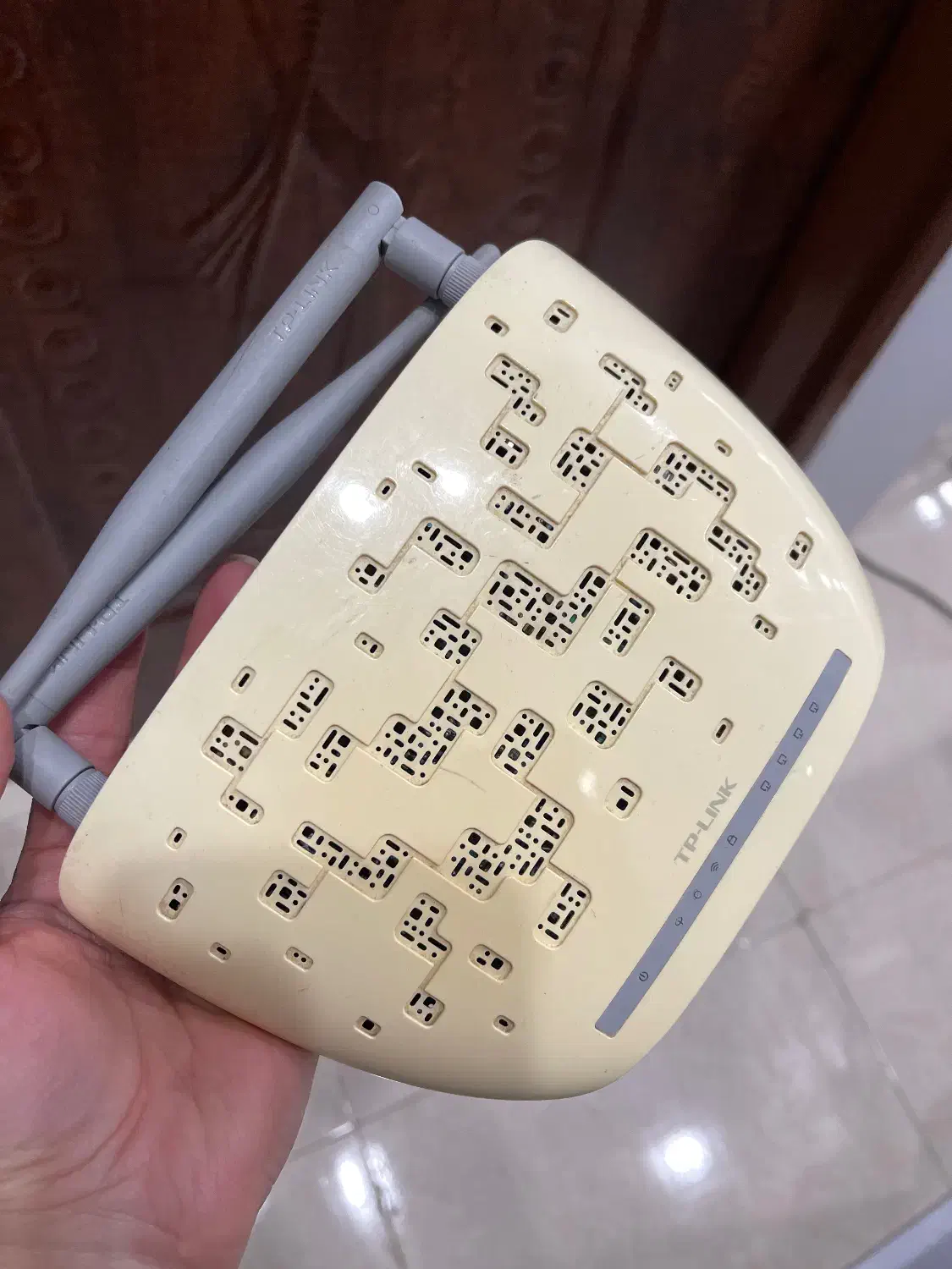 مودم روتر +ADSL2 تی پی-لینک|مودم و تجهیزات شبکه|شیراز, فرگاز|دیوار