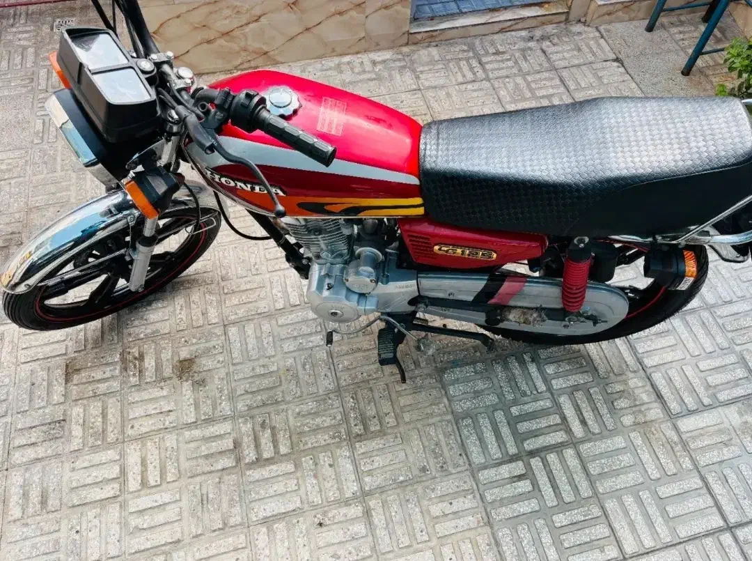 فروش یک دستگاه موتورسیکلت هوندا CG125|موتورسیکلت|سمنان, |دیوار