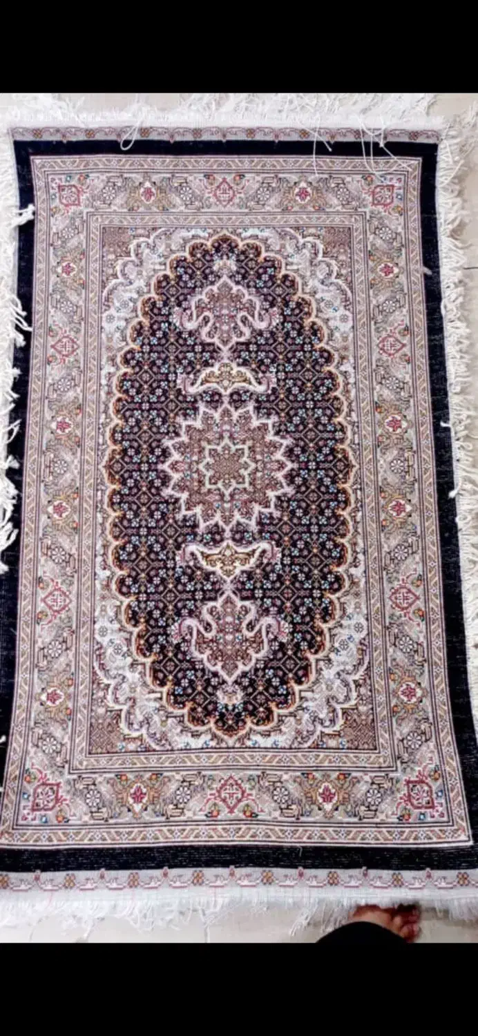 یک جفت فرش دستبافت ۱۲۵ در ۷۰|فرش|خوی, |دیوار