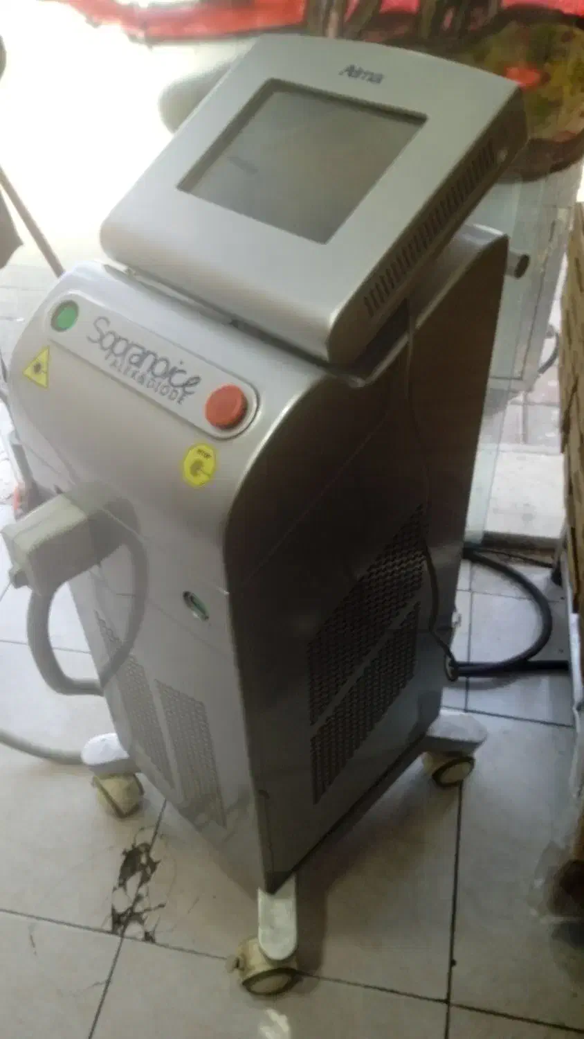 دستگاه لیزر بدن|آرایشی، بهداشتی، درمانی|ری, شهید غیوری (ابن باویه)|دیوار