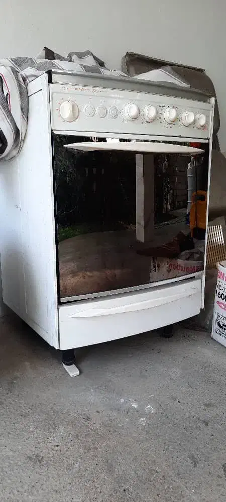 گاز فر دار تکنوگاز و میز تلویزیون و سینک|اجاق گاز و لوازم برقی پختوپز|نور, |دیوار