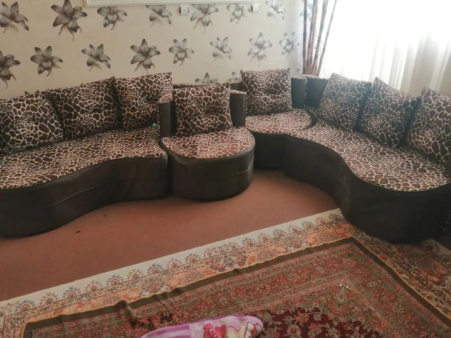 مبل|مبلمان خانگی و میز عسلی|محلات, |دیوار
