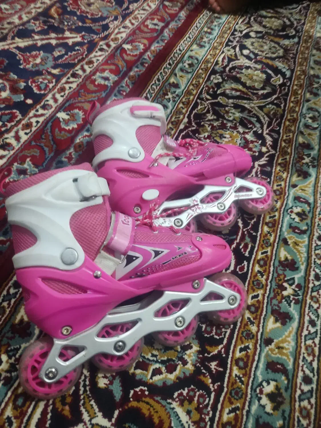 اسکیت دخترونه|دوچرخه، اسکیت، اسکوتر|خرم‌آباد, |دیوار