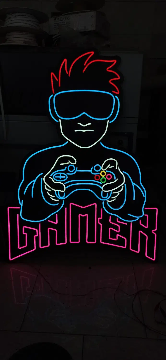 تابلوساز آویر LED ،نئون فلکس ، چنلیوم ، لایت باکس|خدمات پیشه و مهارت|کاشان, مفتح|دیوار