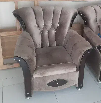 مبل ۷ نفره درحد نو|مبلمان خانگی و میز عسلی|بندر ترکمن, |دیوار