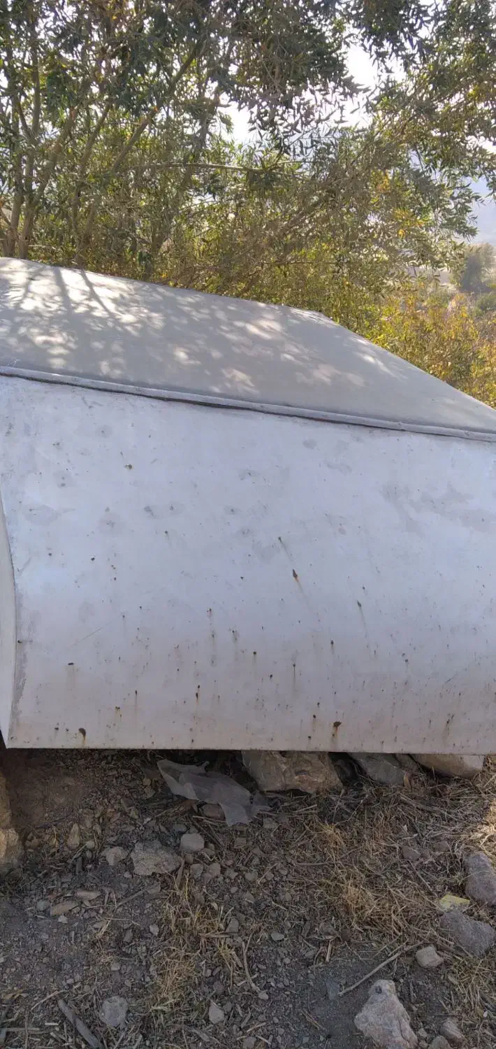 اتاق اریسان|قطعات یدکی و لوازم جانبی|صحنه, |دیوار