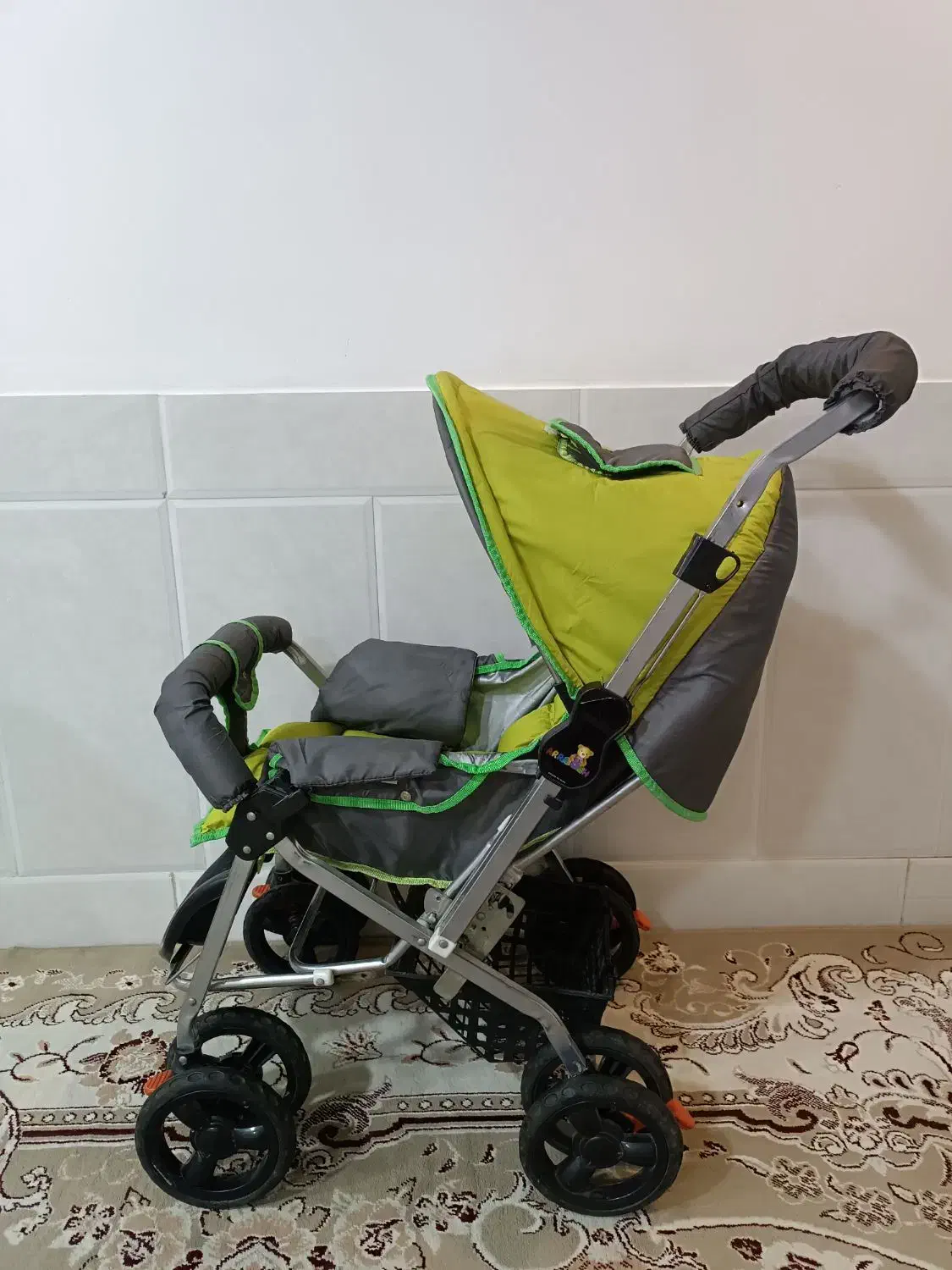 کالسکه|کالسکه و لوازم جانبی|کاشان, زیارتی|دیوار