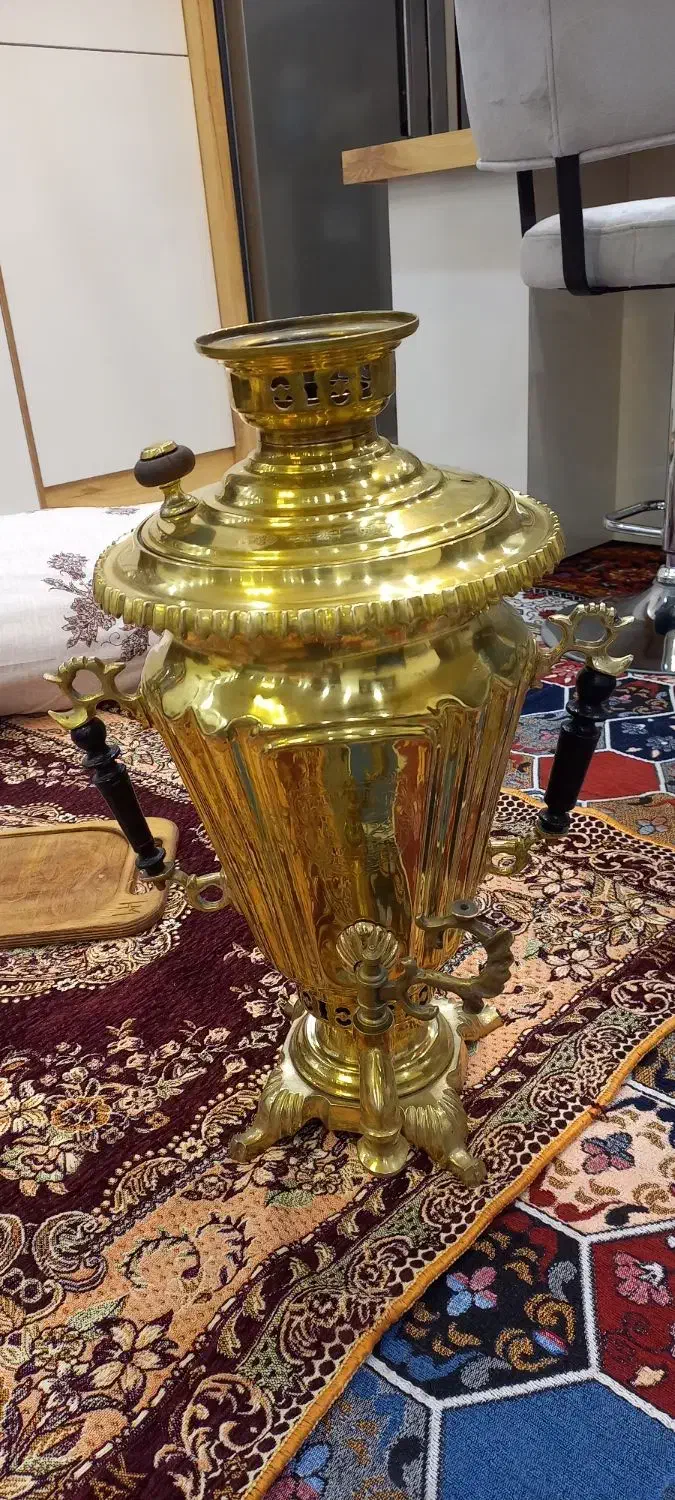 سماور روسی|کلکسیون اشیاء عتیقه|مراغه, |دیوار