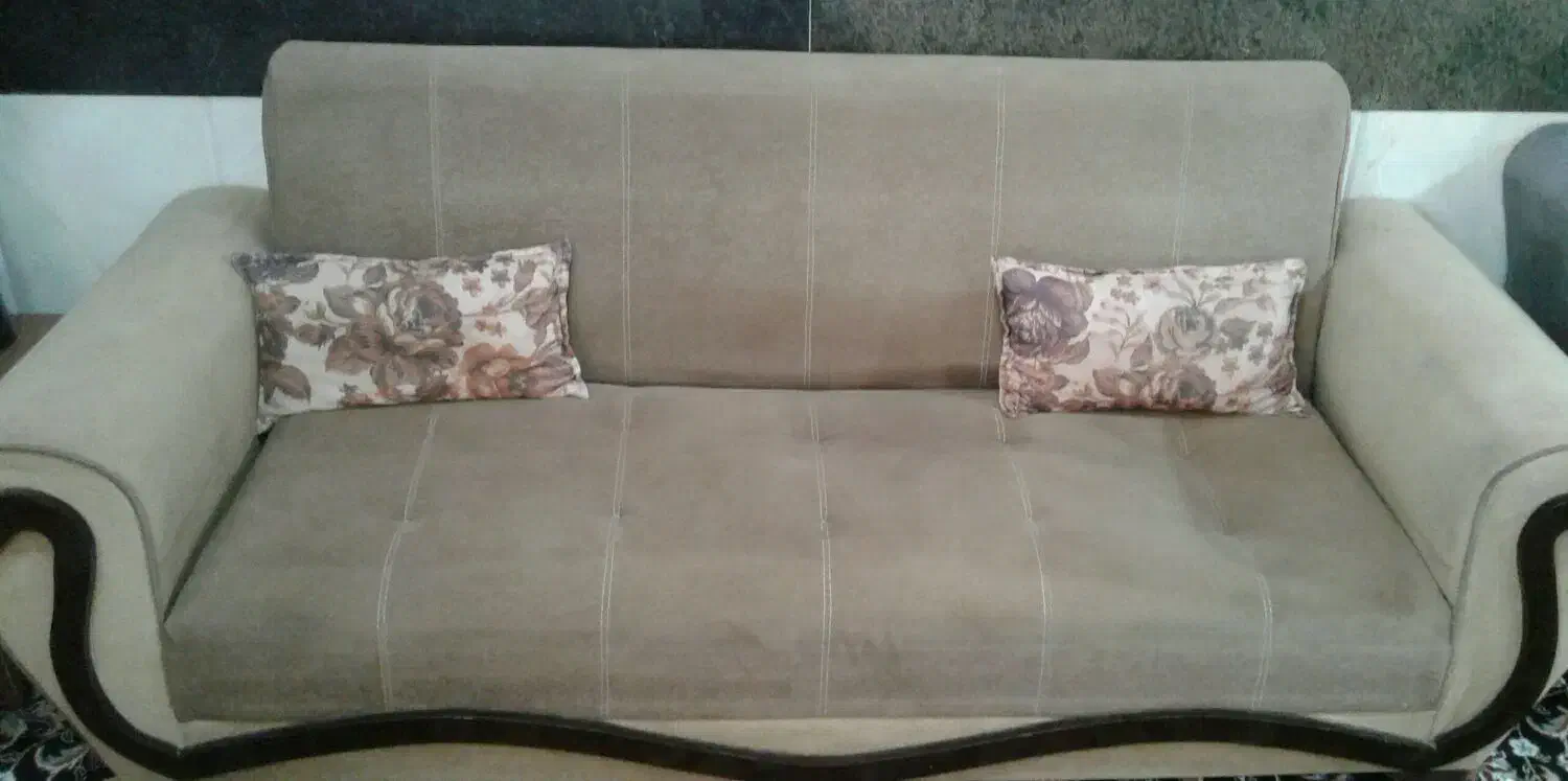 دو دست مبل|مبلمان خانگی و میز عسلی|تربت جام, شهرک آزادگان|دیوار