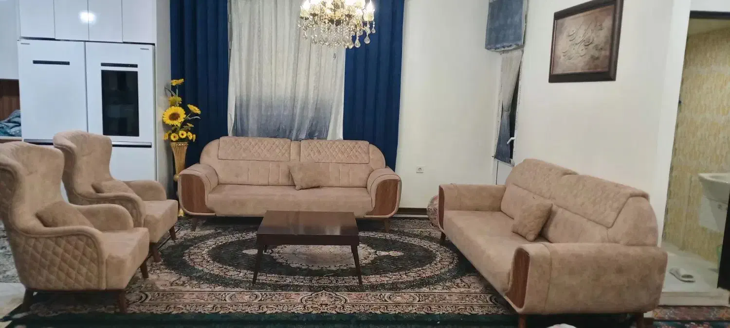 مبل هشت نفره در حد نو|مبلمان خانگی و میز عسلی|خرمآباد, |دیوار