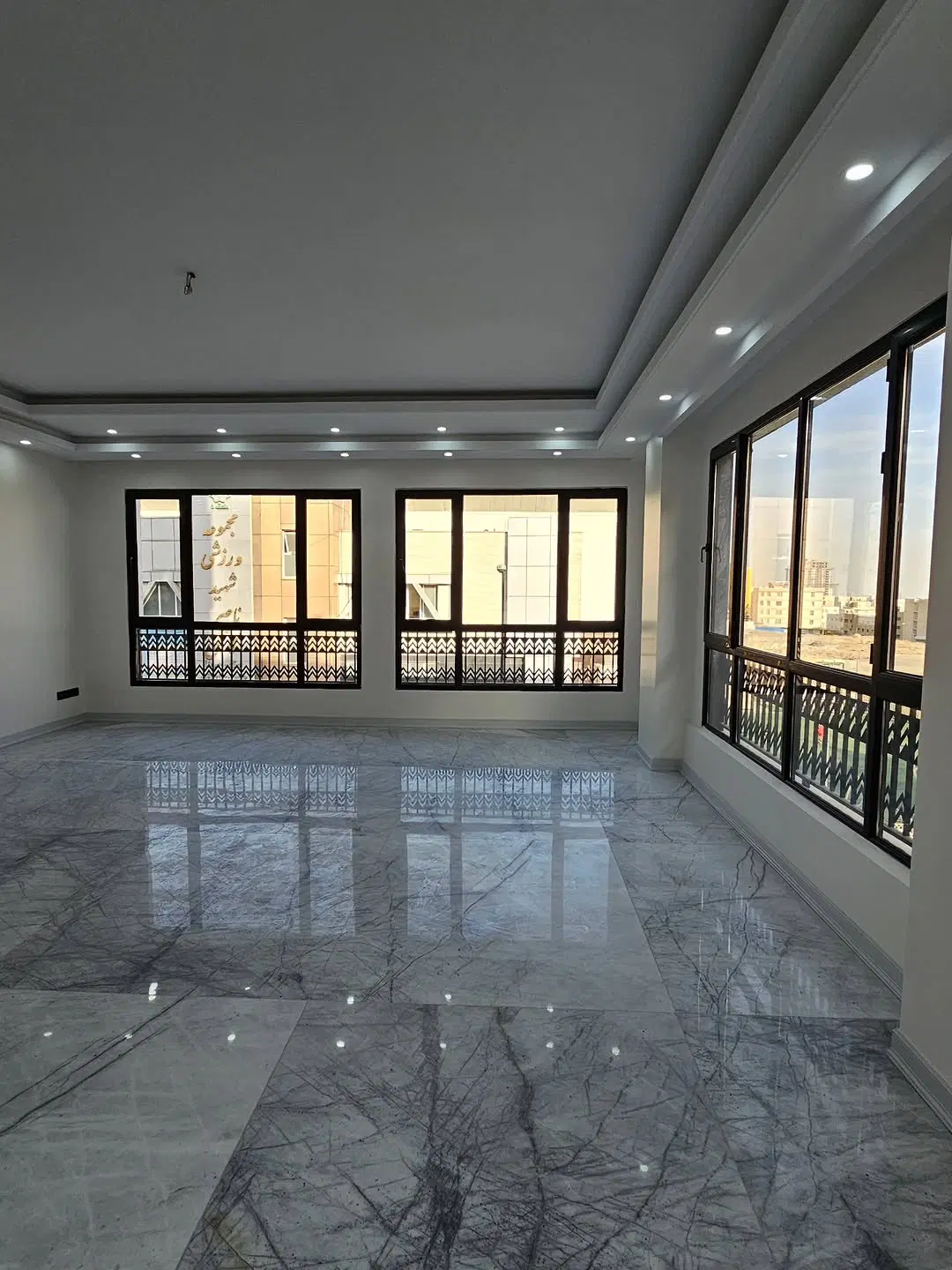 فروش ۱۳۵ متر ، ۲ ساله ،تاپ لوکیشن، فقط تهاتر در منطقه ۵ در تهران - ۲۲ تیر ۱۴۰۵