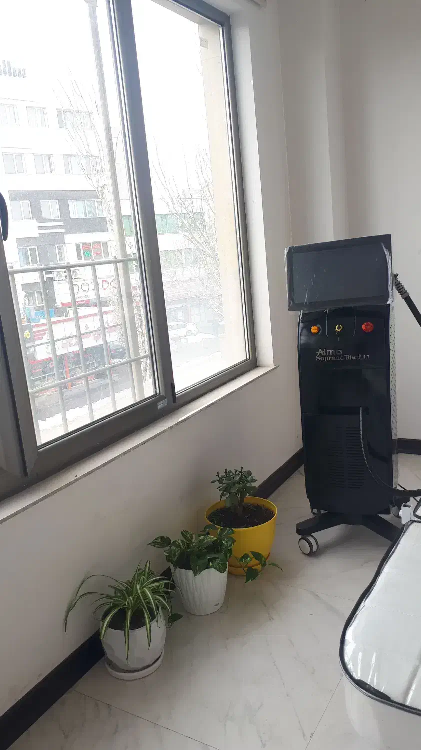 فروش دستگاه لیزر سوپرانو تیتانیوم ۱۲۰۰وات|پزشکی|رشت, بوسار|دیوار