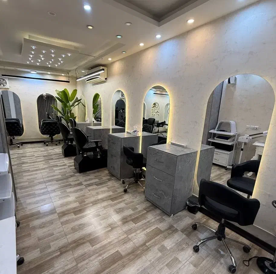 واگذاری سالن زیبایی فعال در بهترین لوکیشن سالاریه|آرایشگاه و سالنهای زیبایی|قم, سالاریه|دیوار