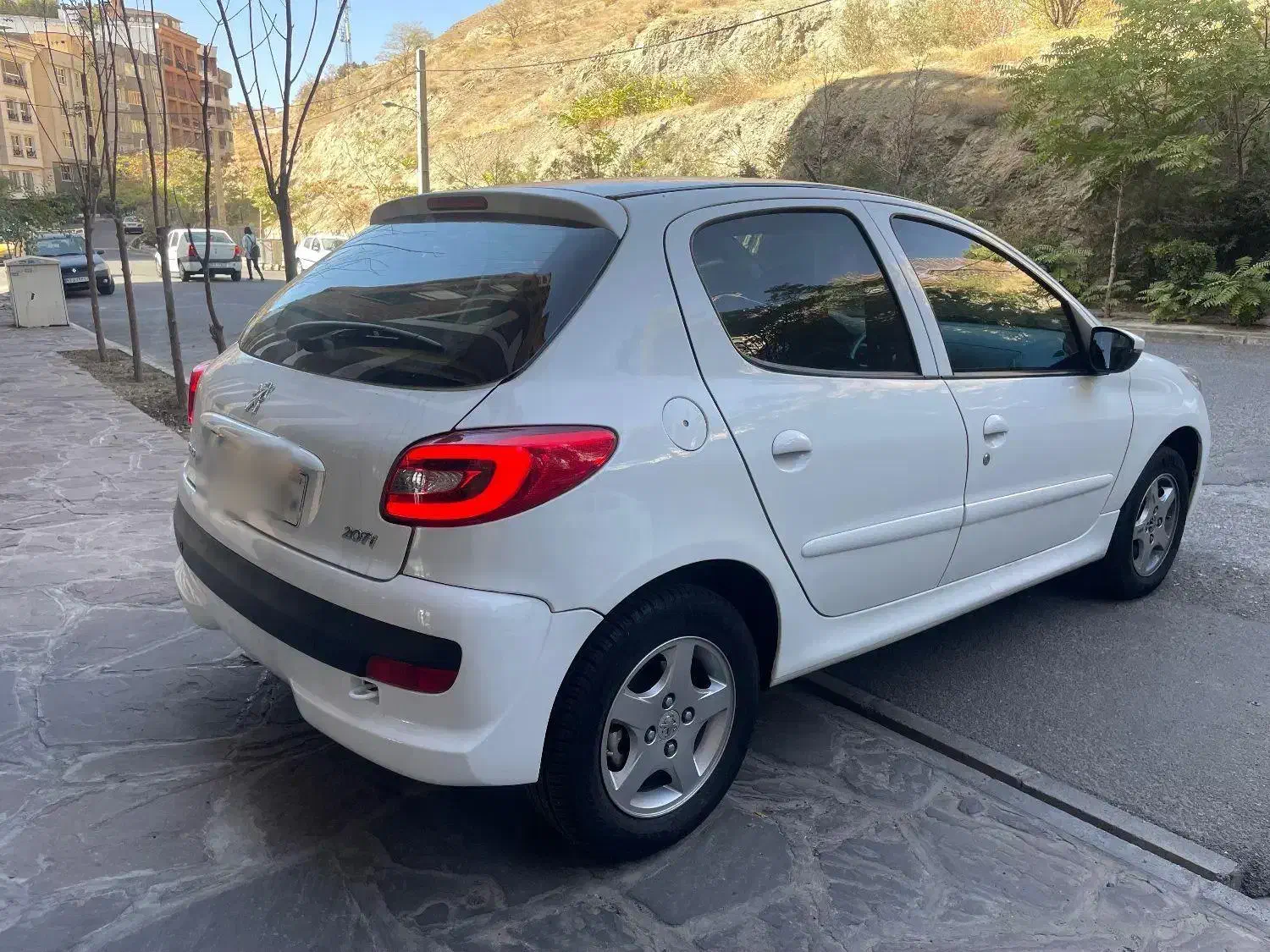 207 اتومات مدل ۱۴۰۳ بدون رنگ ارتقا گارانتی فعال|خودرو سواری و وانت|تهران, زعفرانیه|دیوار